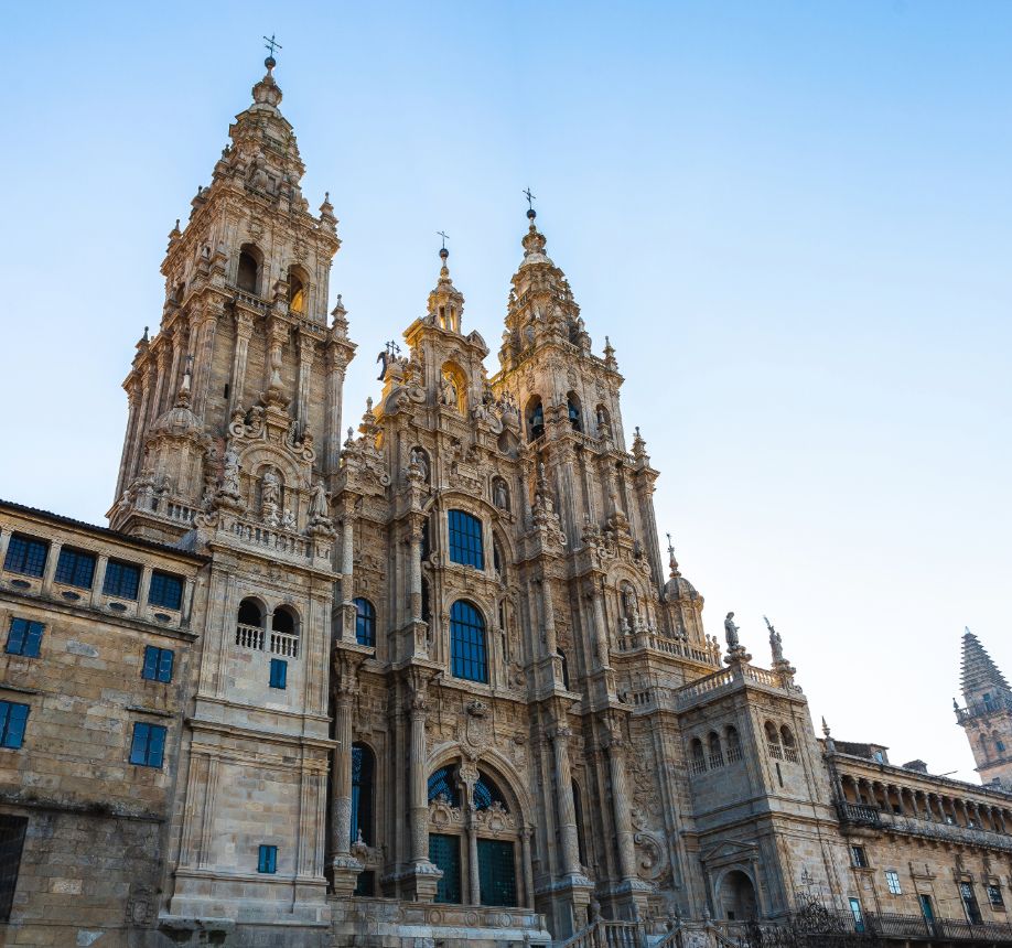 Descubre la experiencia del Camino de Santiago con Galisacra
